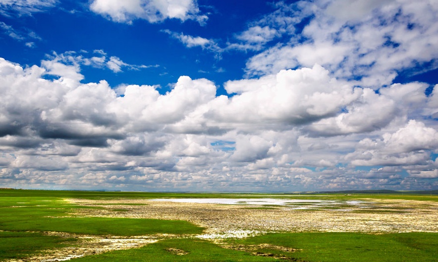 一朵云重几百吨为什么不会掉下来？