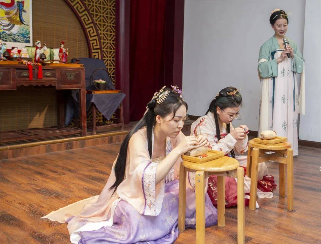 我们的节日·七夕|“乞巧赛巧,拜月祭星” 这样的七夕你见过吗?