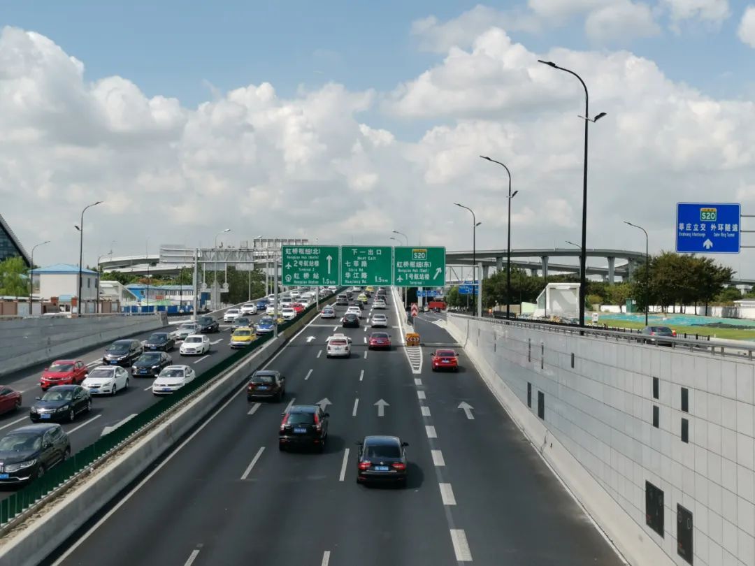 好消息!北翟路地面道路今天全面通车啦!