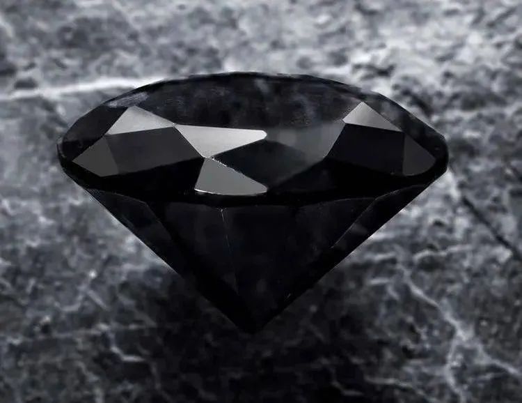 世界上最大的黑钻图片