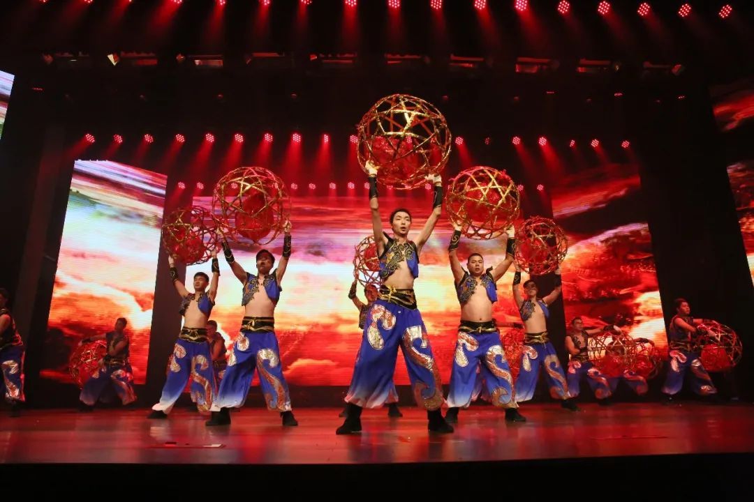 看"奉贤滚灯"如何在柘林玩出新花样