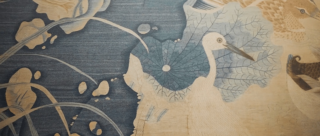 了不起的宝藏探宝上博|南宋缂丝莲塘乳鸭图