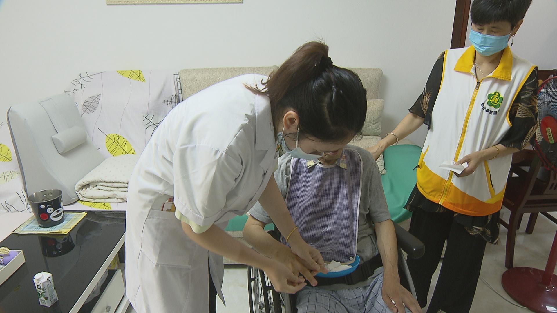 疫情影响基层康复站暂停开放 康复服务送上门温暖沉默的少数