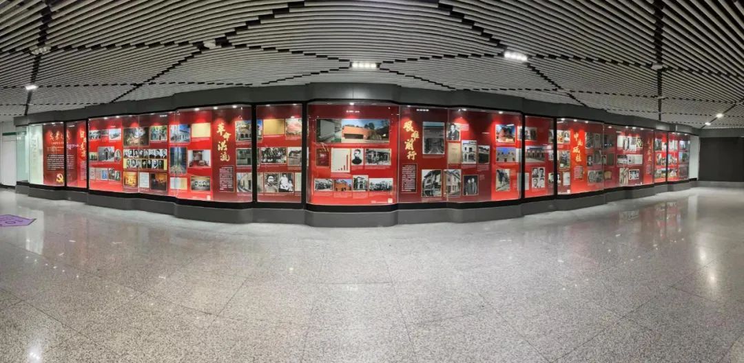 之旅】"光荣之城—上海红色纪念地巡礼"展览亮相陕西南路站文化长廊