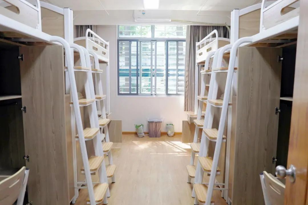 开学季 | 新生寝室长啥样?一起看现场