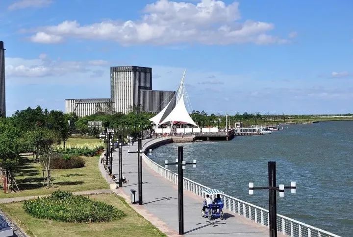 滴水湖是个好去处!