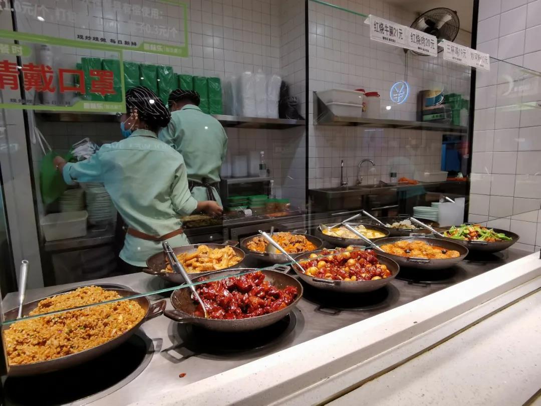 好吃不贵！安顺路上这家“城市饭堂”，开业十多年来天天爆座！