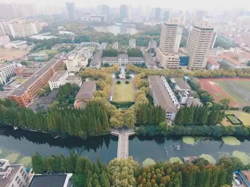 锦秋路站 附近高校:上海大学(宝山校区 附近高校:同济大学(沪西