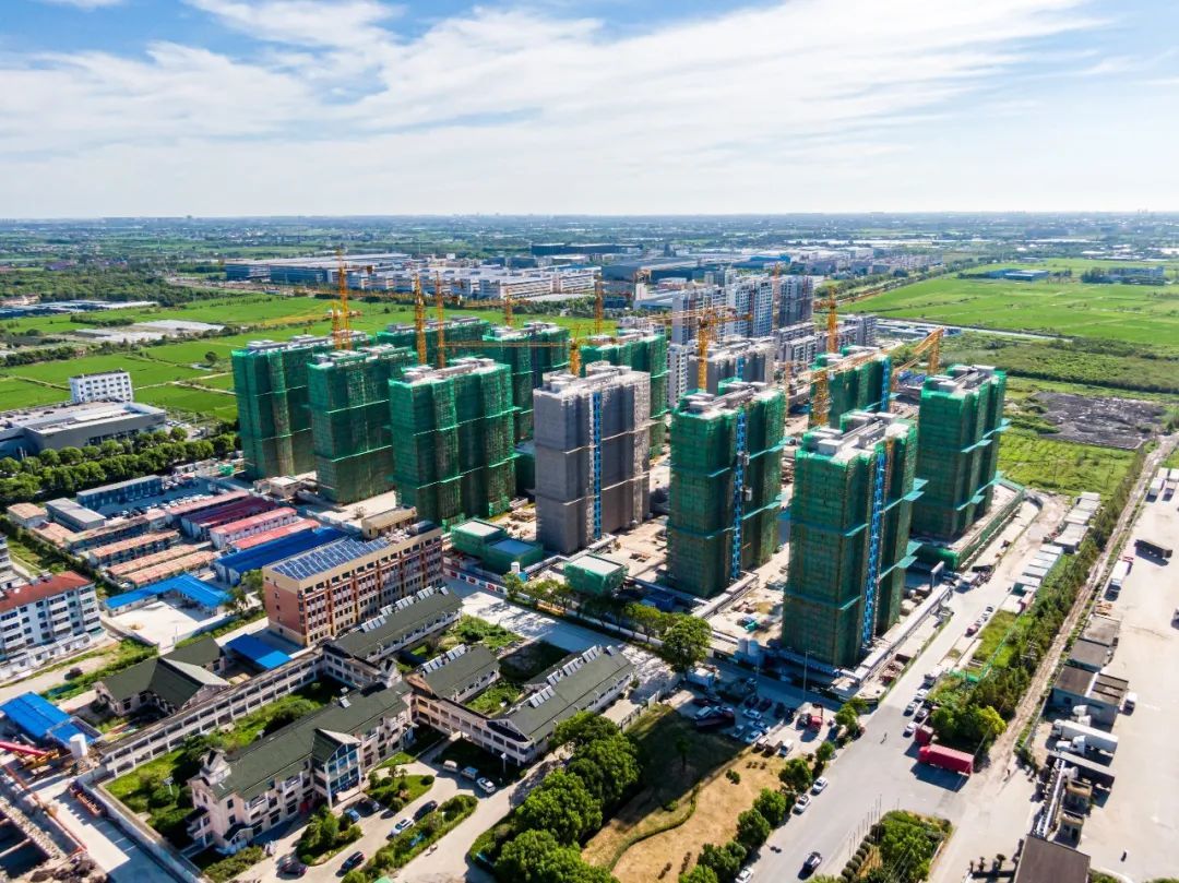 青港丽苑二期建设进度如何?小编带你实地揭秘!