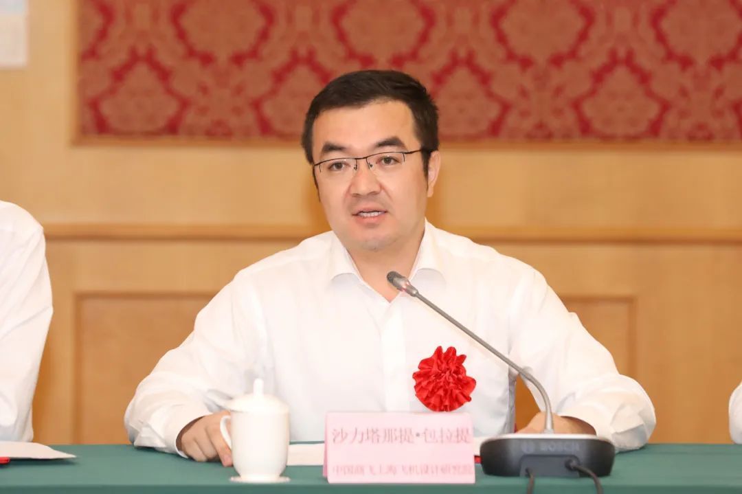 沙力塔那提 包拉提
