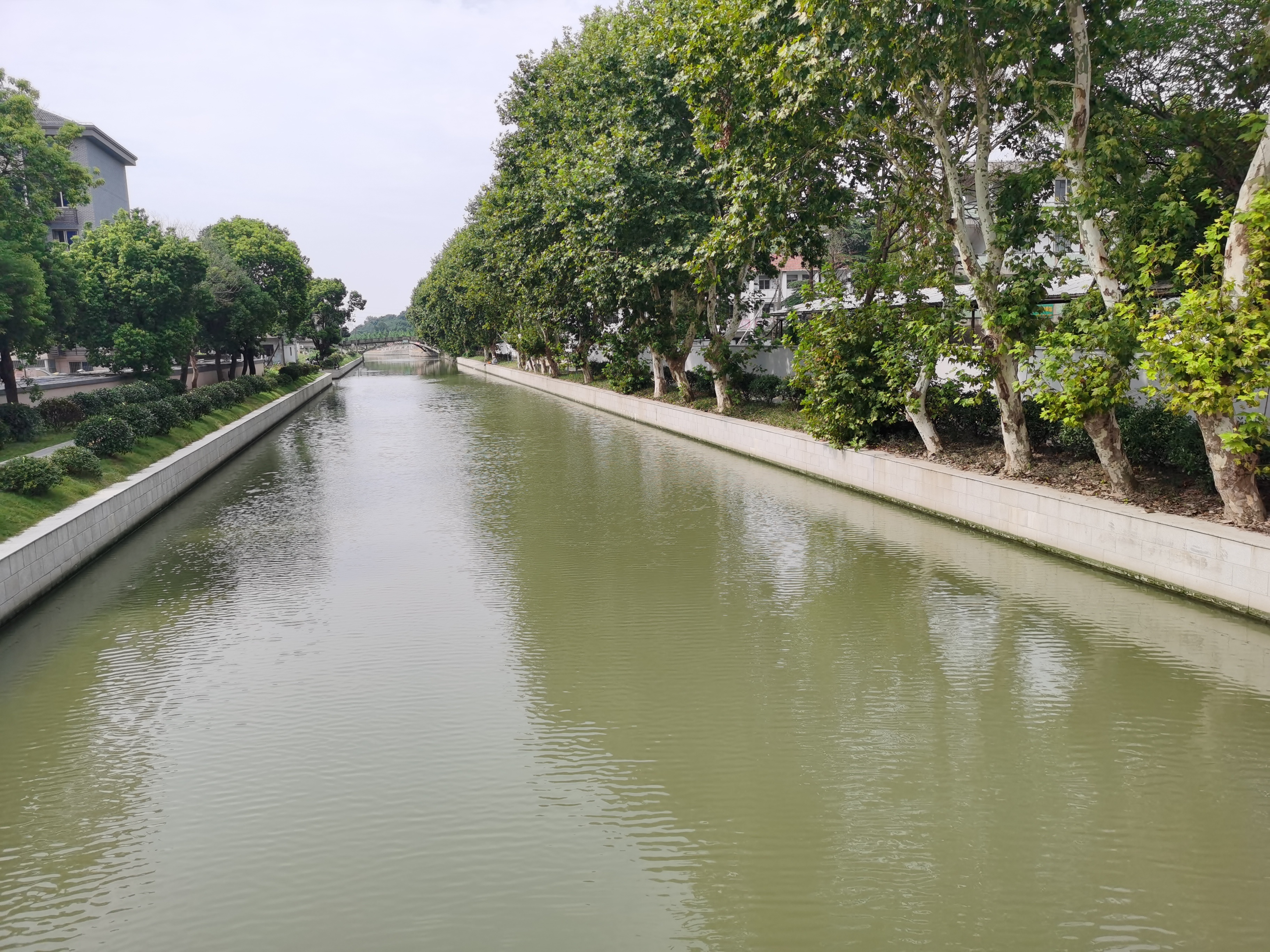 保留原有生态打造幸福河湖区级重大建设项目横山塘昆