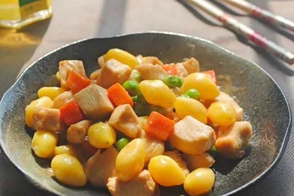 你吃过银杏鸡丁吗?