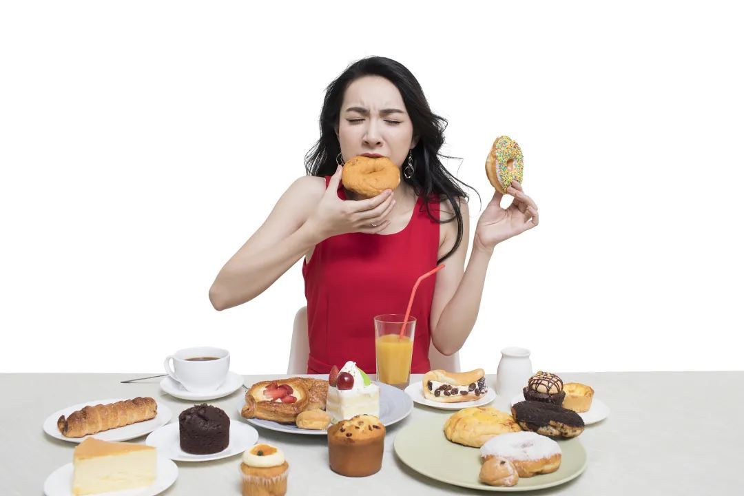 【健康】明明不饿,却总是忍不住想吃东西?究竟是为什么?