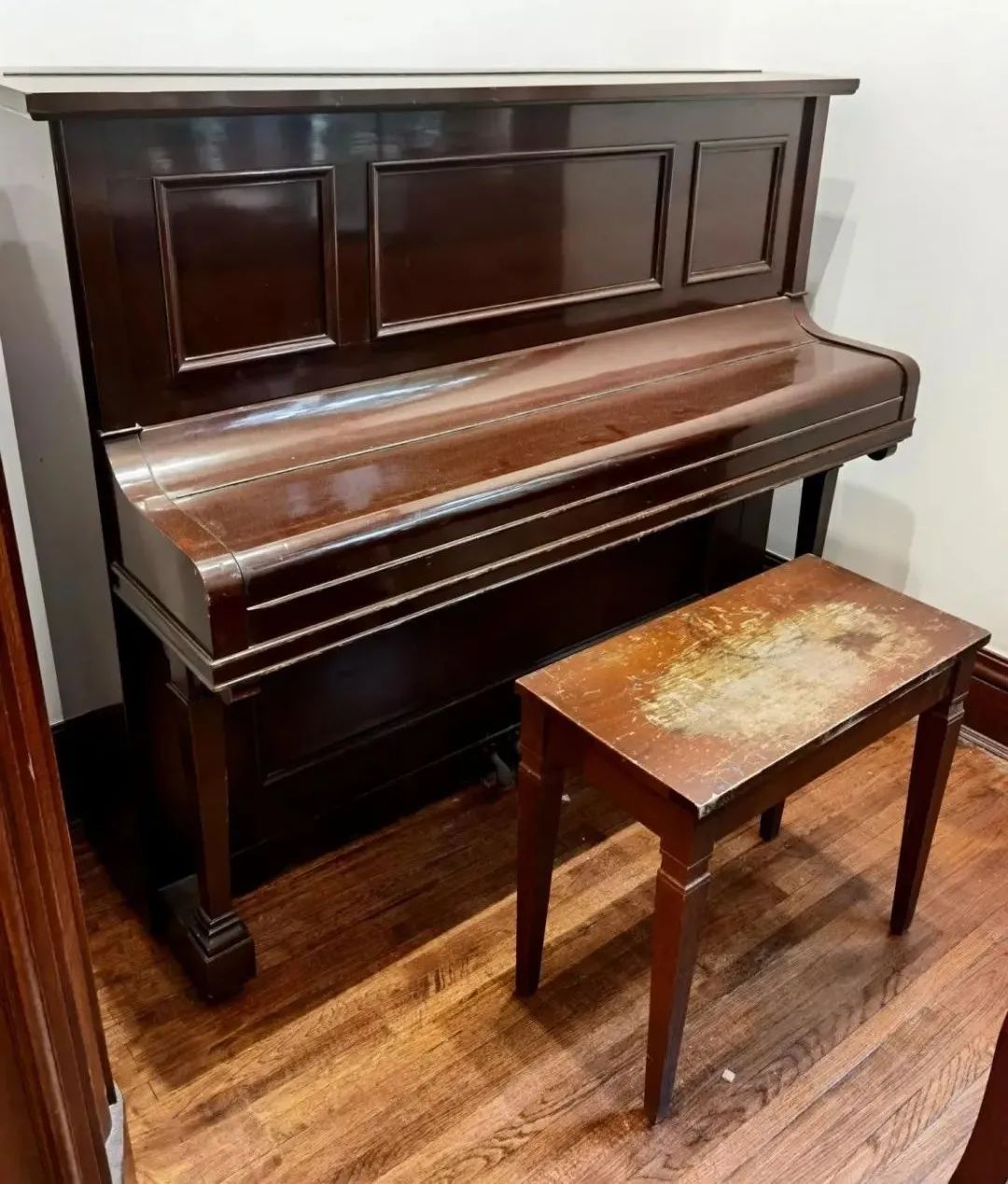 图片来源:金海岸  楼里还有一台老古董  ——冼星海使用过的钢琴