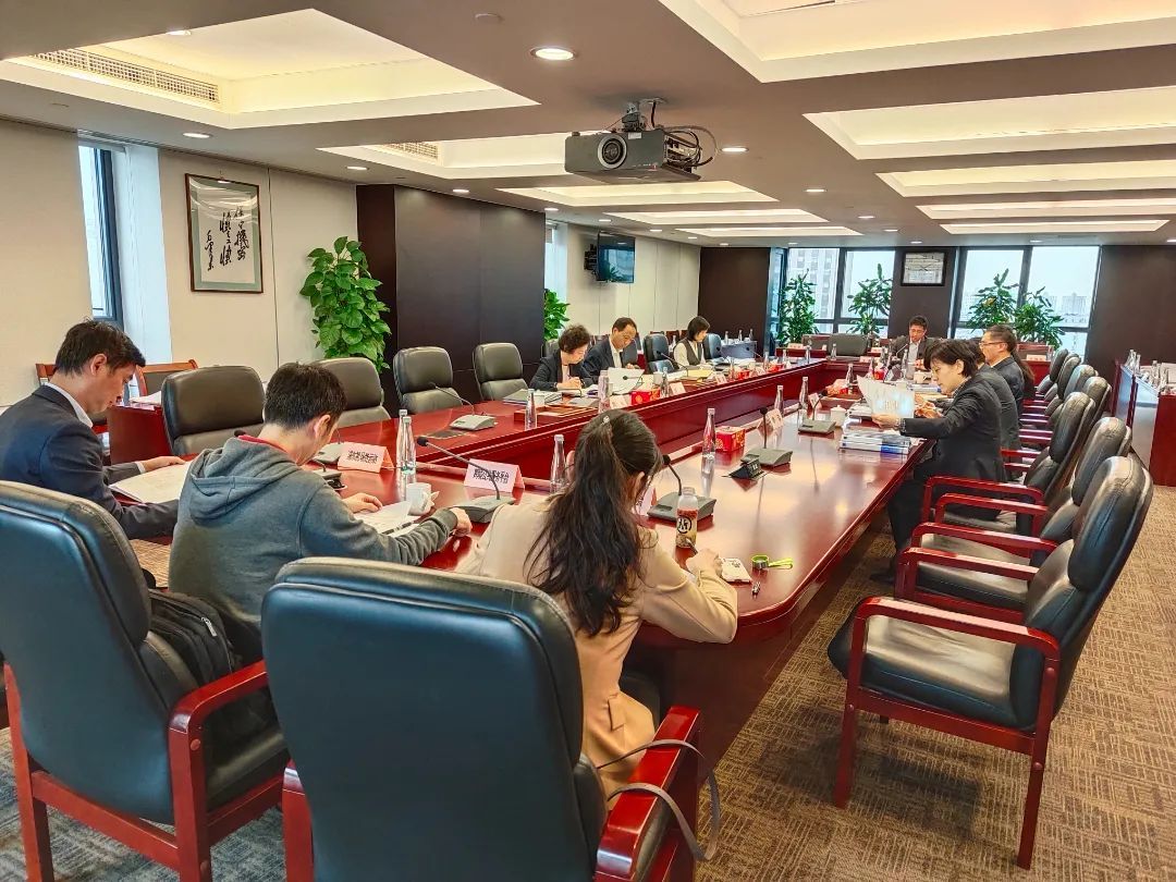 要闻｜三位公众代表受邀列席市商务委主任办公会议，共同探讨跨境电商示范园区建设