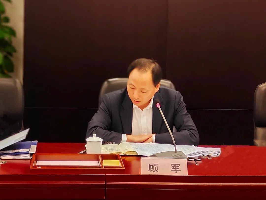 要闻｜三位公众代表受邀列席市商务委主任办公会议，共同探讨跨境电商示范园区建设