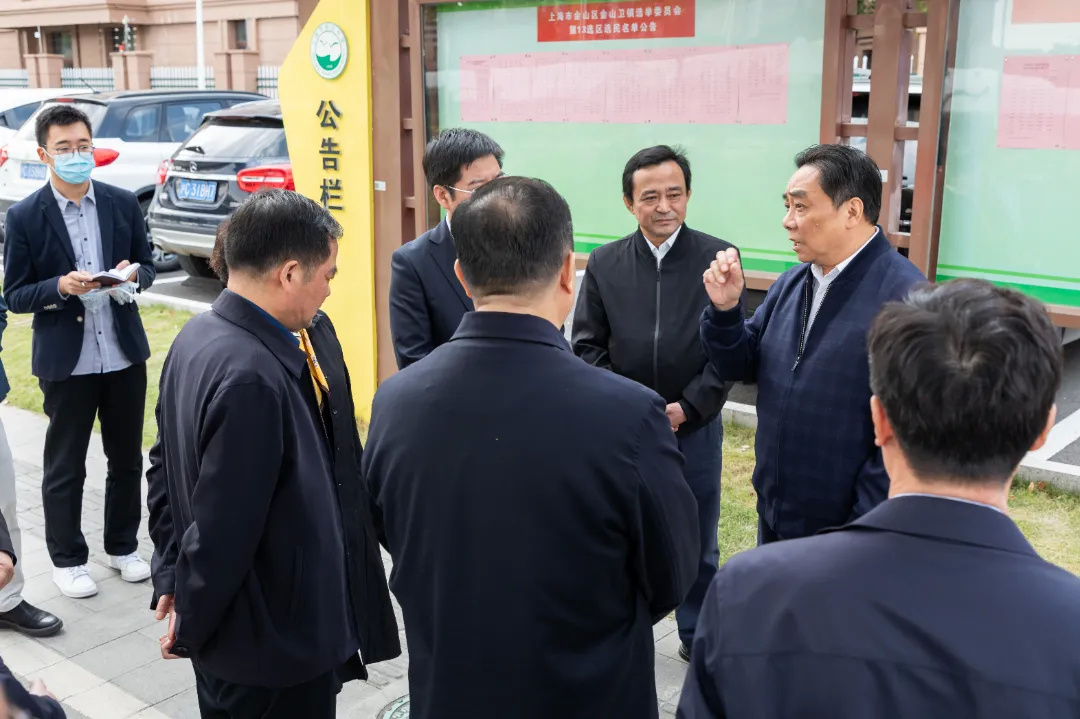 选民榜张榜首日 区人大常委会领导集中开展视察_上观新闻