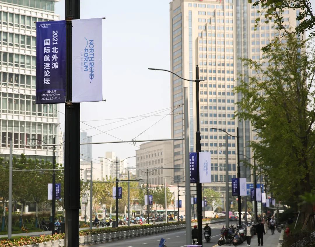 本市这些道路挂满道旗!喜迎"盛宴"