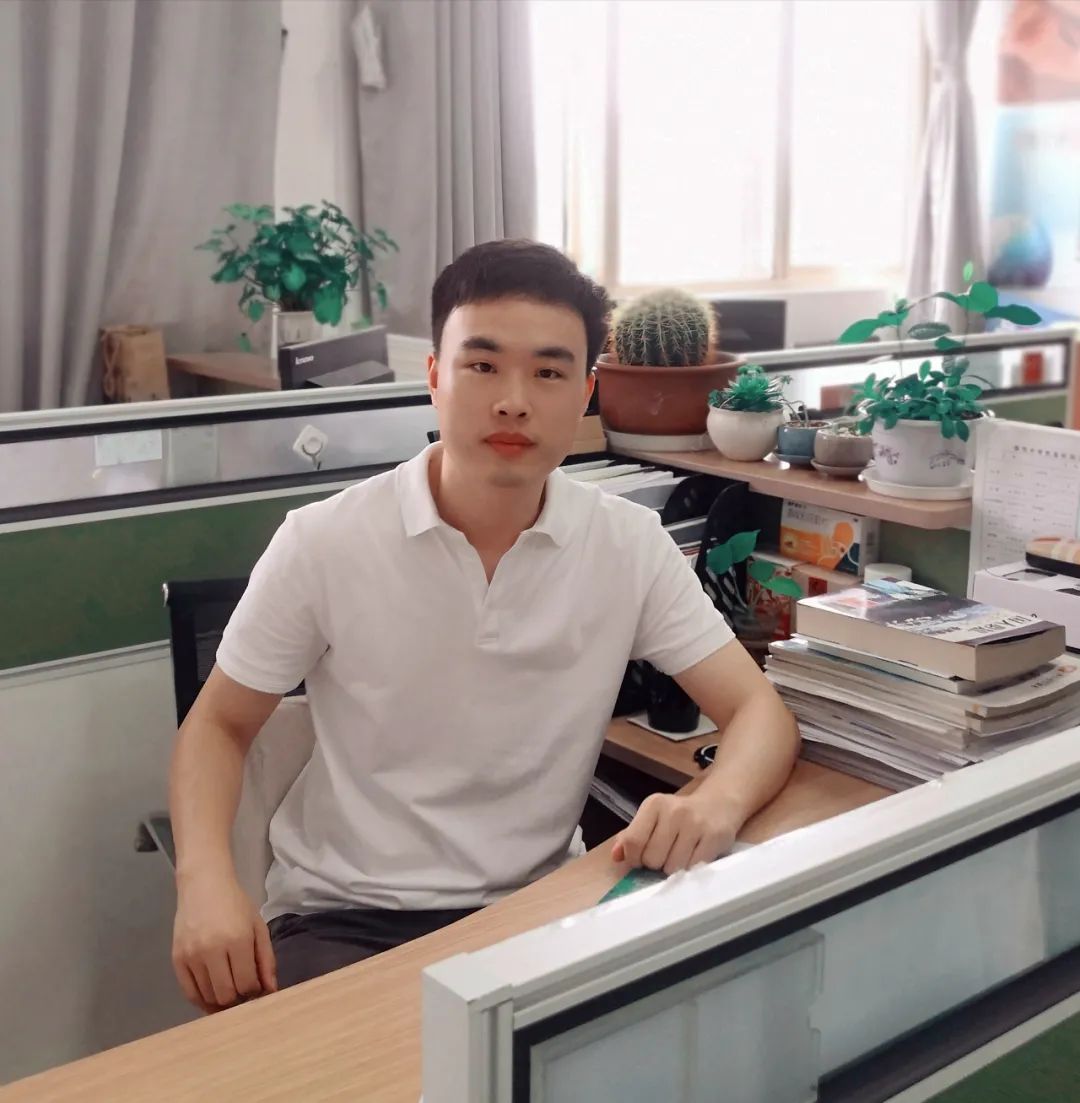 李森森,崇明中学教师