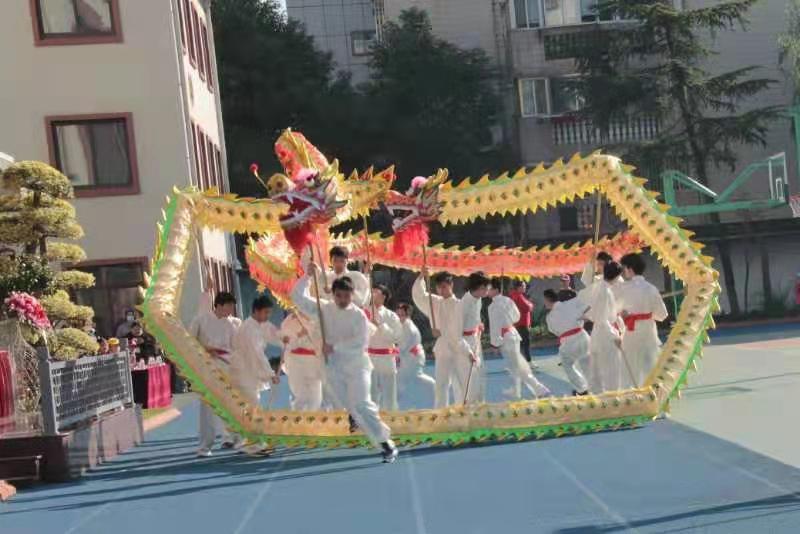 扬波中学学米乐M6 M6米乐子们运动场上体力脑力“火力”全开(图1)