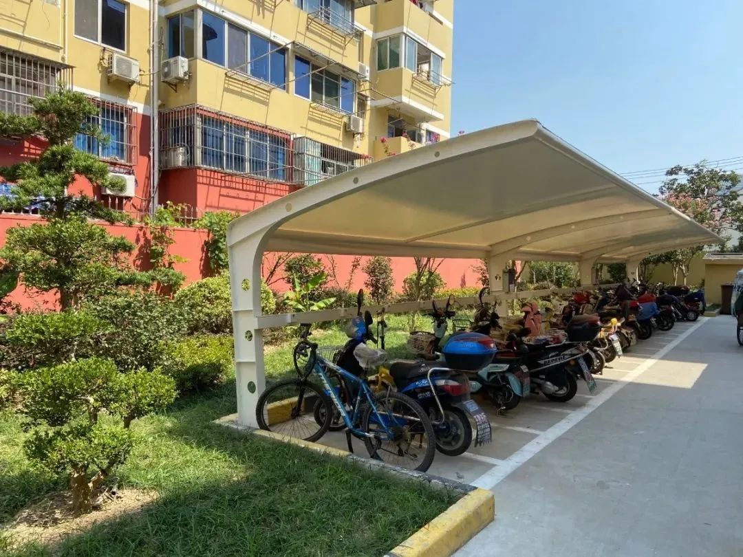 致力于老旧小区改造,提升小区运行安全水平和居住环境品质,为推进安全