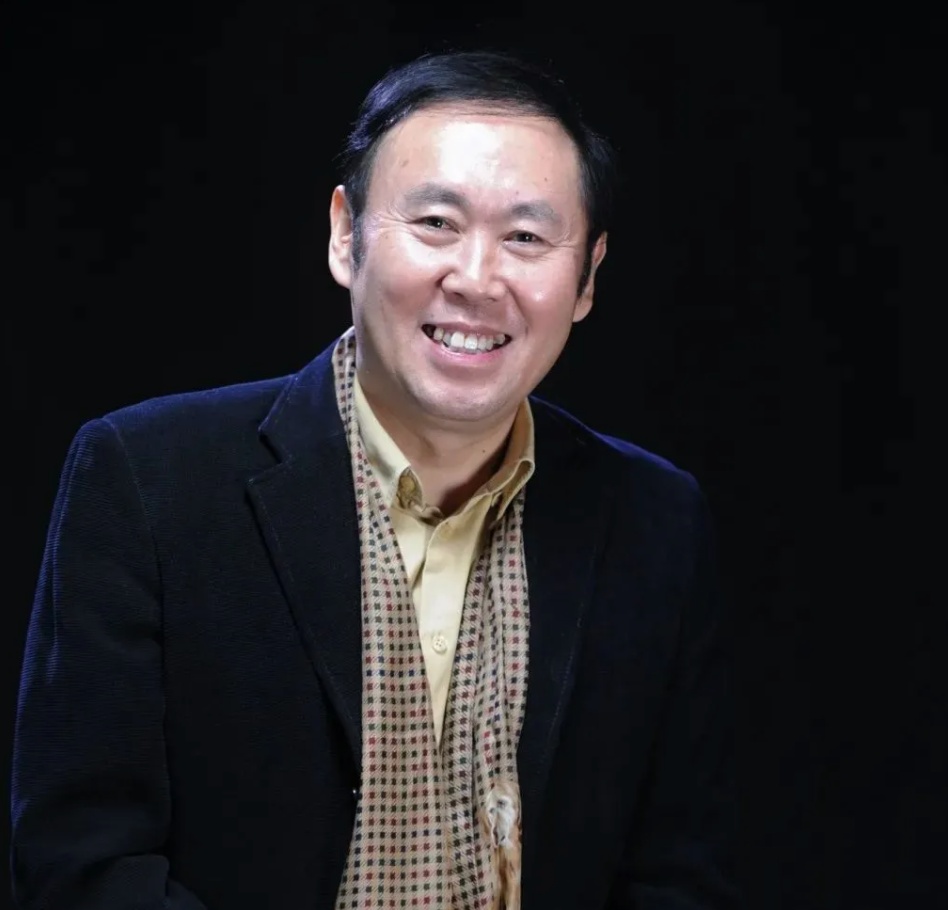 刘良华,华东师范大学课程与教学研究所教授,广州市海珠区第二实验小学