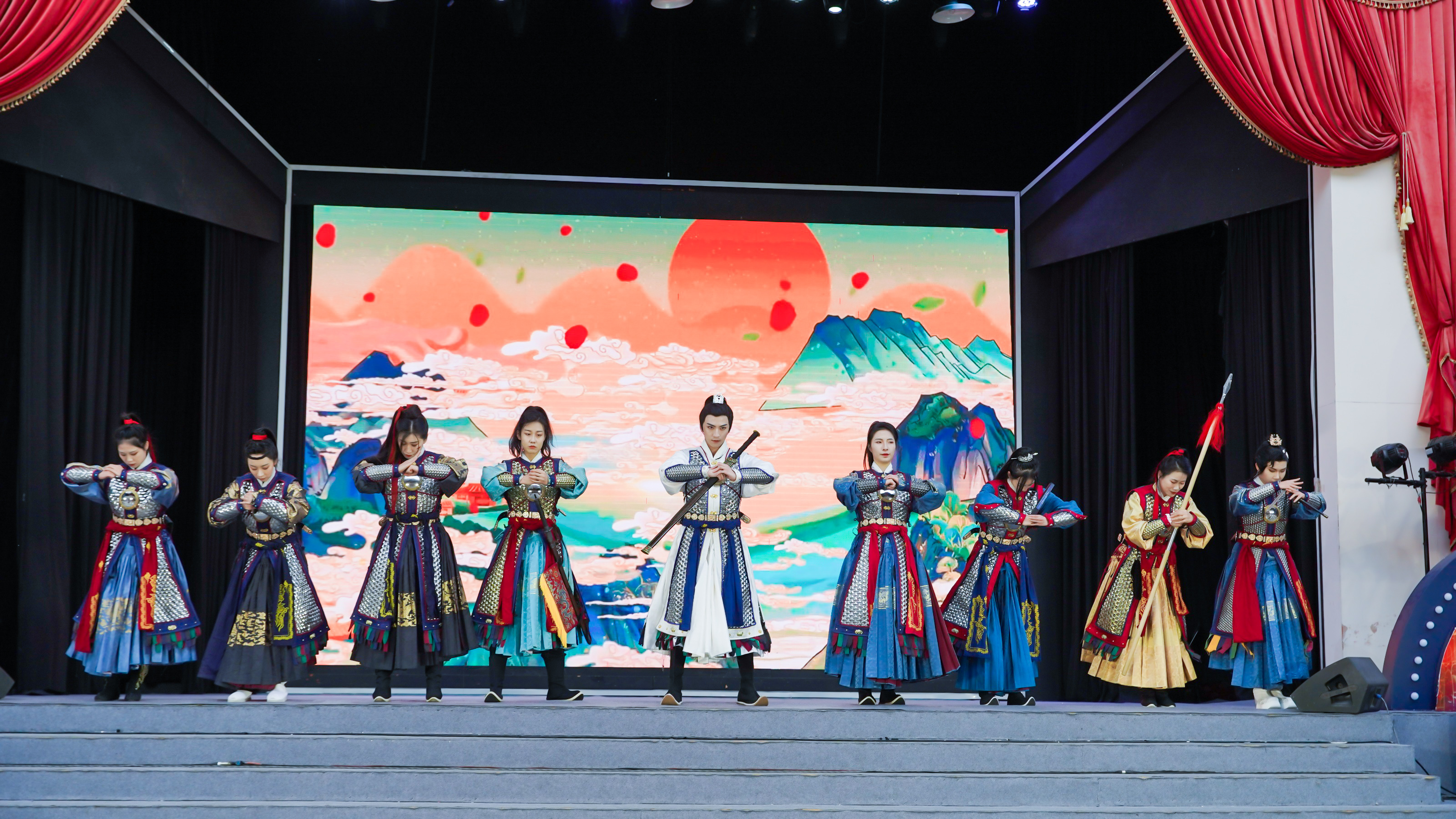 让国潮成为年轻榜样大世界城市舞台中国魅力榜国风文化榜正式启动