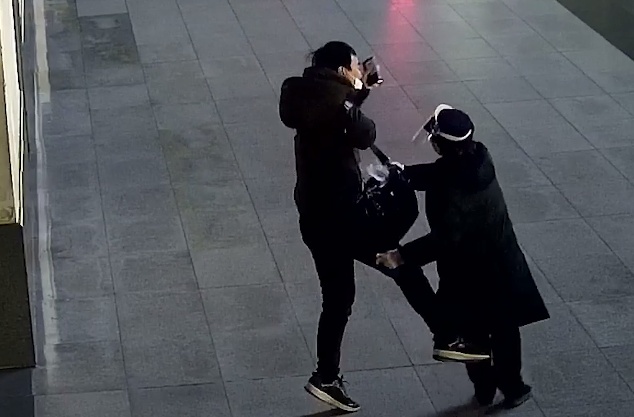 火车站又现暴力闯关一男子被行拘十二日