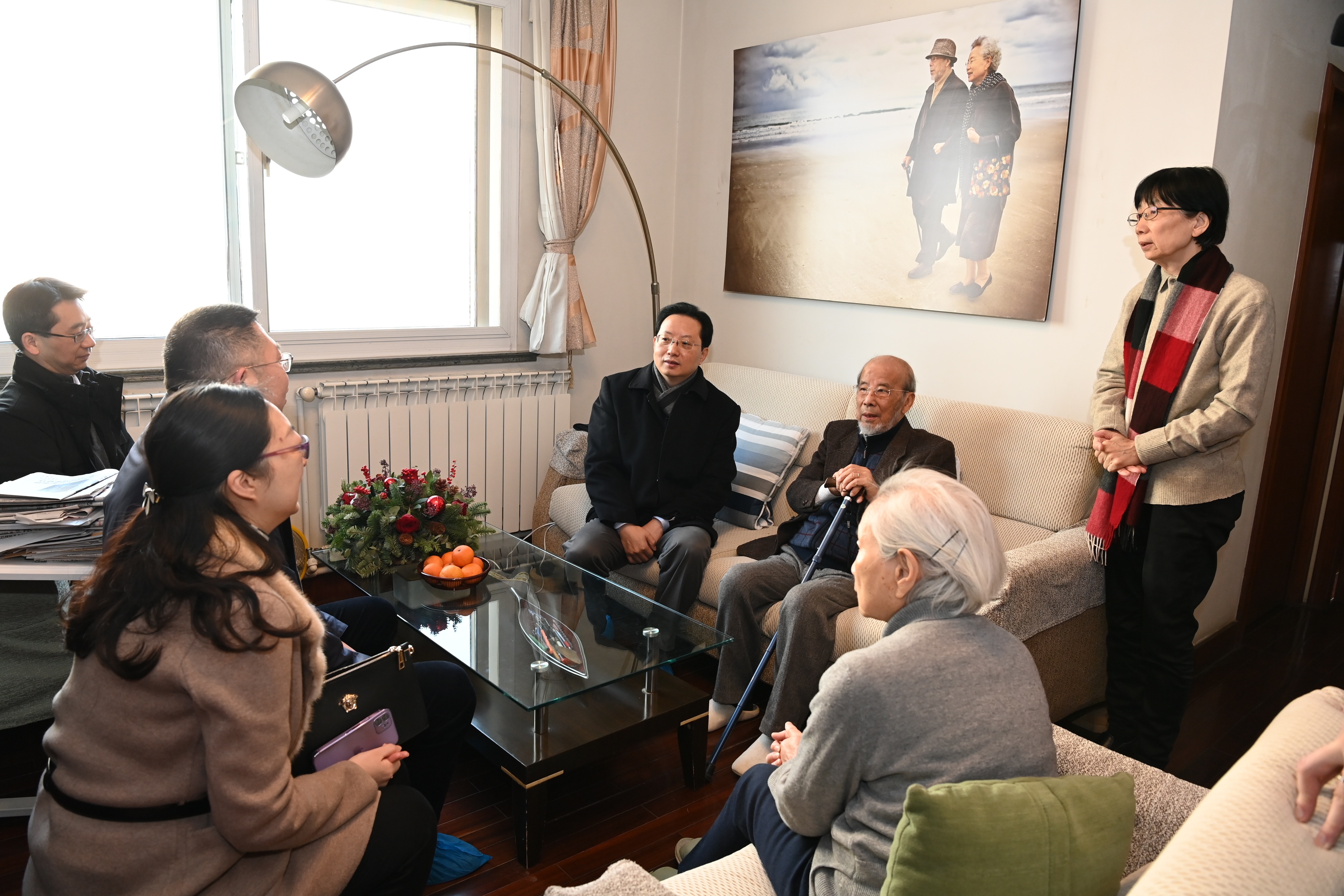 市文明办领导慰问第八届全国道德模范曹鹏