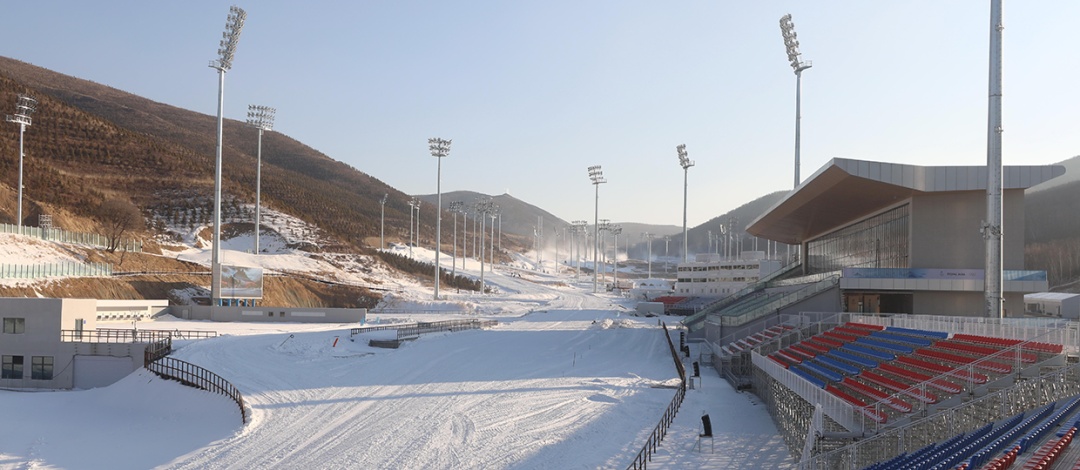 國家冬季兩項中心張家口賽區高山滑雪被譽為