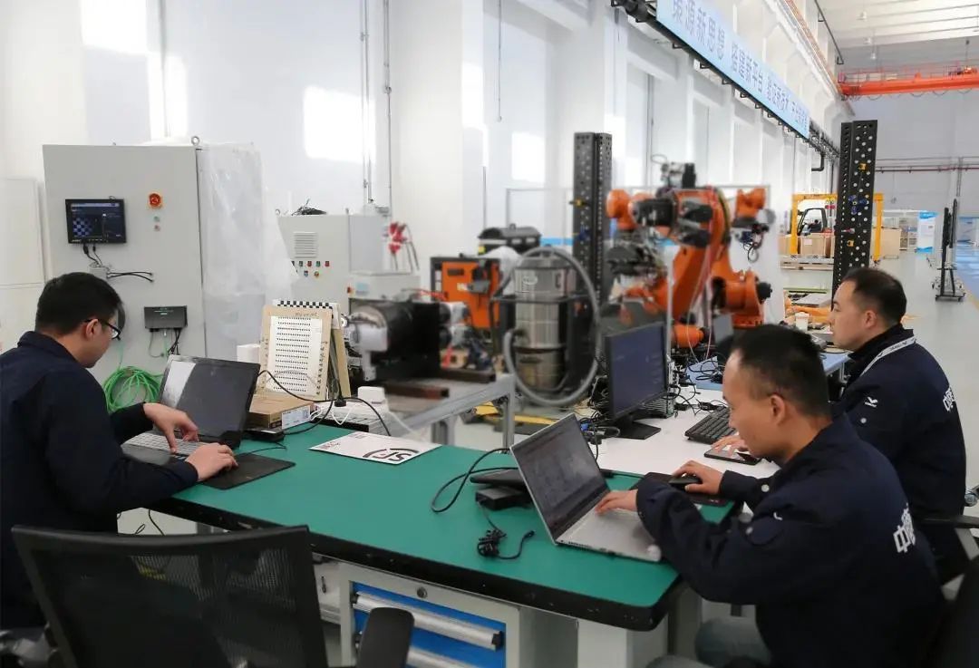 技术创新和验证平台上飞公司浦东基地b18厂房,在周边一众产线车间