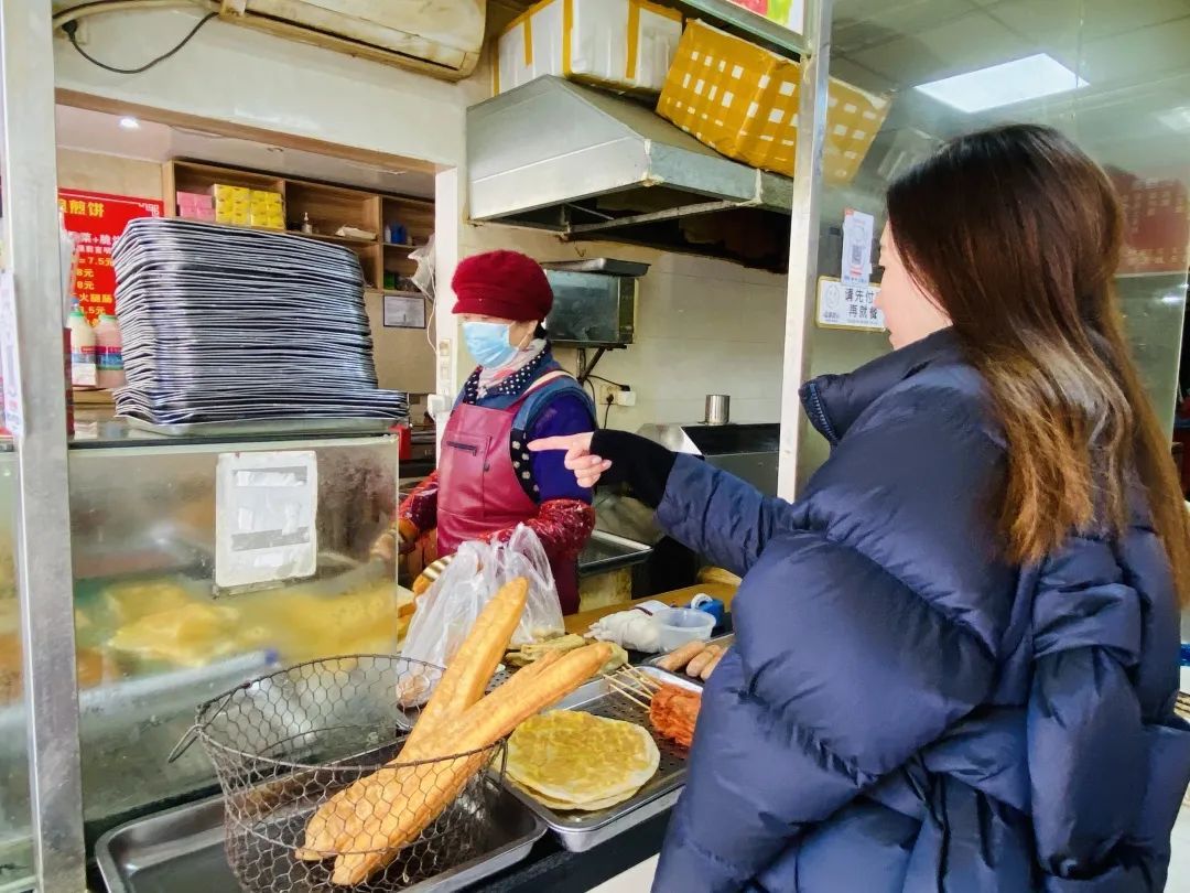 松江的早餐店裡最是人間煙火氣丨愛申活暖心春