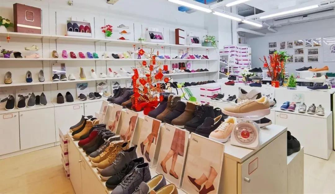 健康鞋的知名品牌pansy新品在世贸商城上架