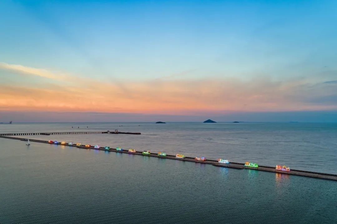 神仙颜值的金山滨海有一种怦然心动的美