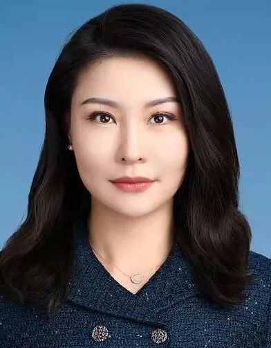 诸韵颖青少年体育教育的实干家