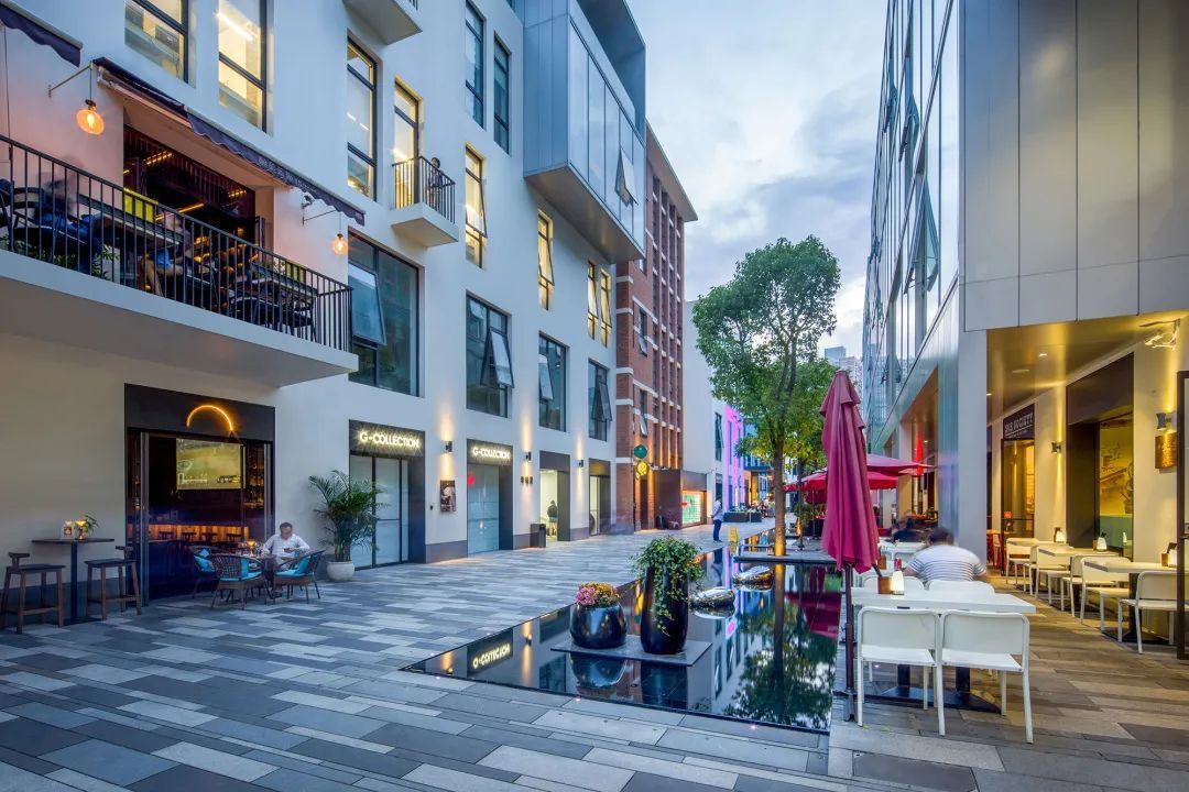 区情67慢悠悠穿过m幸福里在长宁的新天地享受幸福每一刻