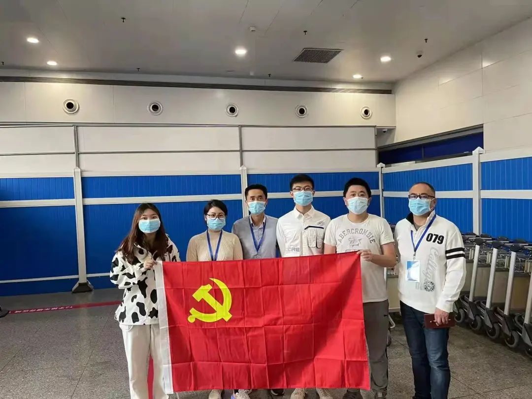 28天朝7晚11这位老师超长待机成功杀入决赛圈