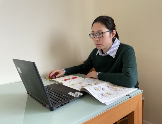 萦绕在上海音乐学院附属黄浦比乐中学青年党员,英语教师潘铮的心头