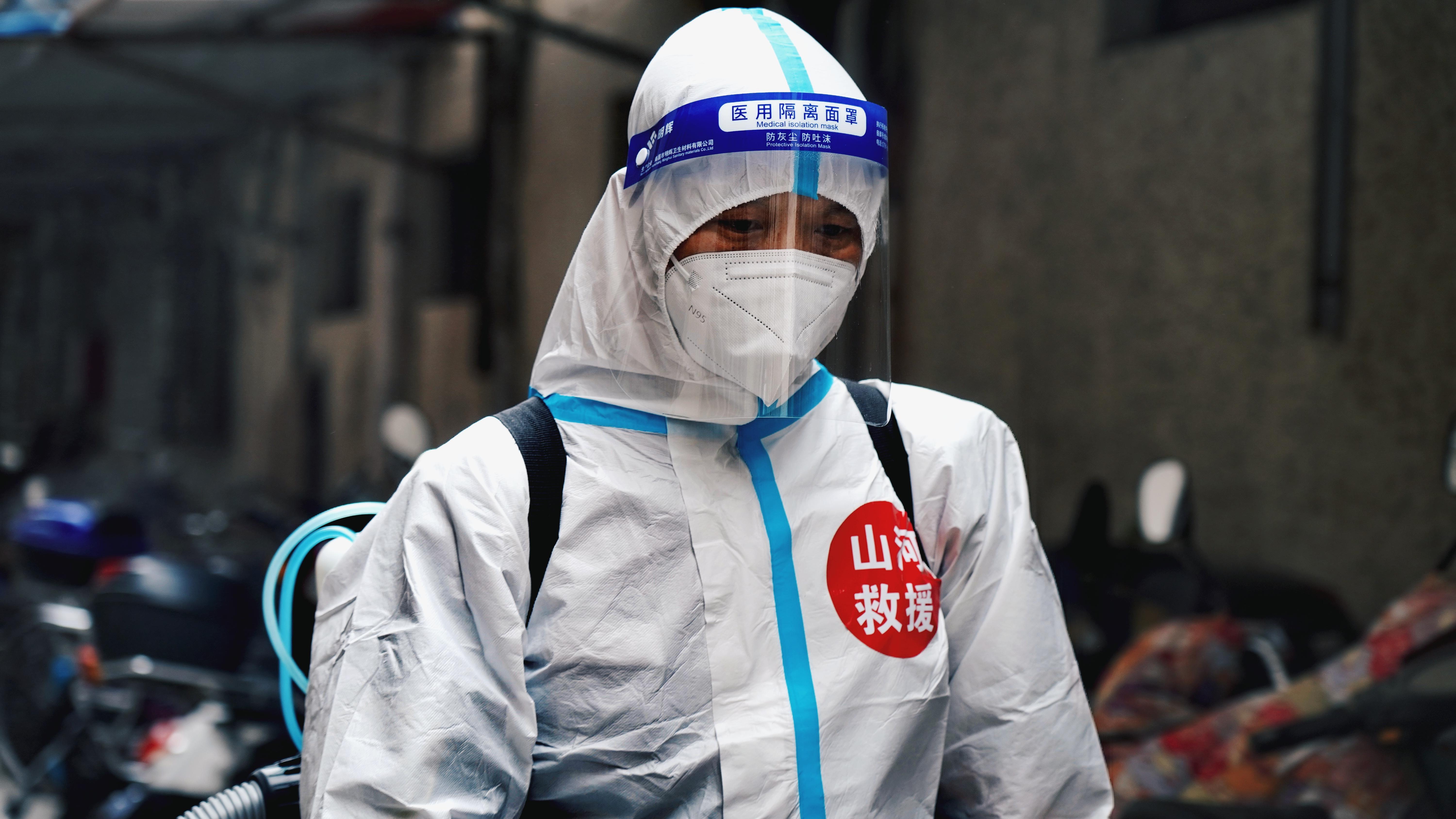 新闻特写丨兰州山河救援队来时无畏归时无恙