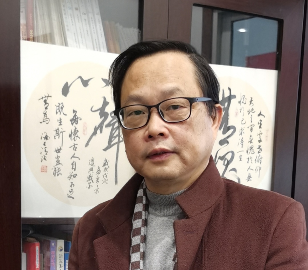 莘城学校校长祁建敏图片