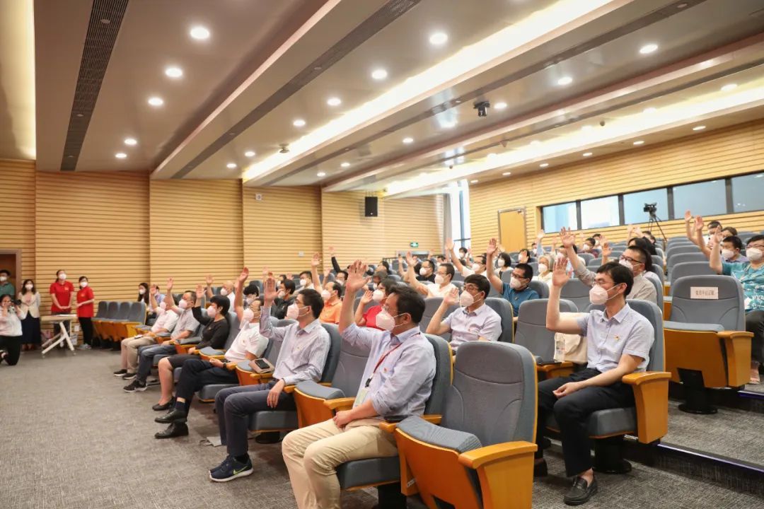 華東師範大學選舉產生出席上海市第十二次黨代會代表