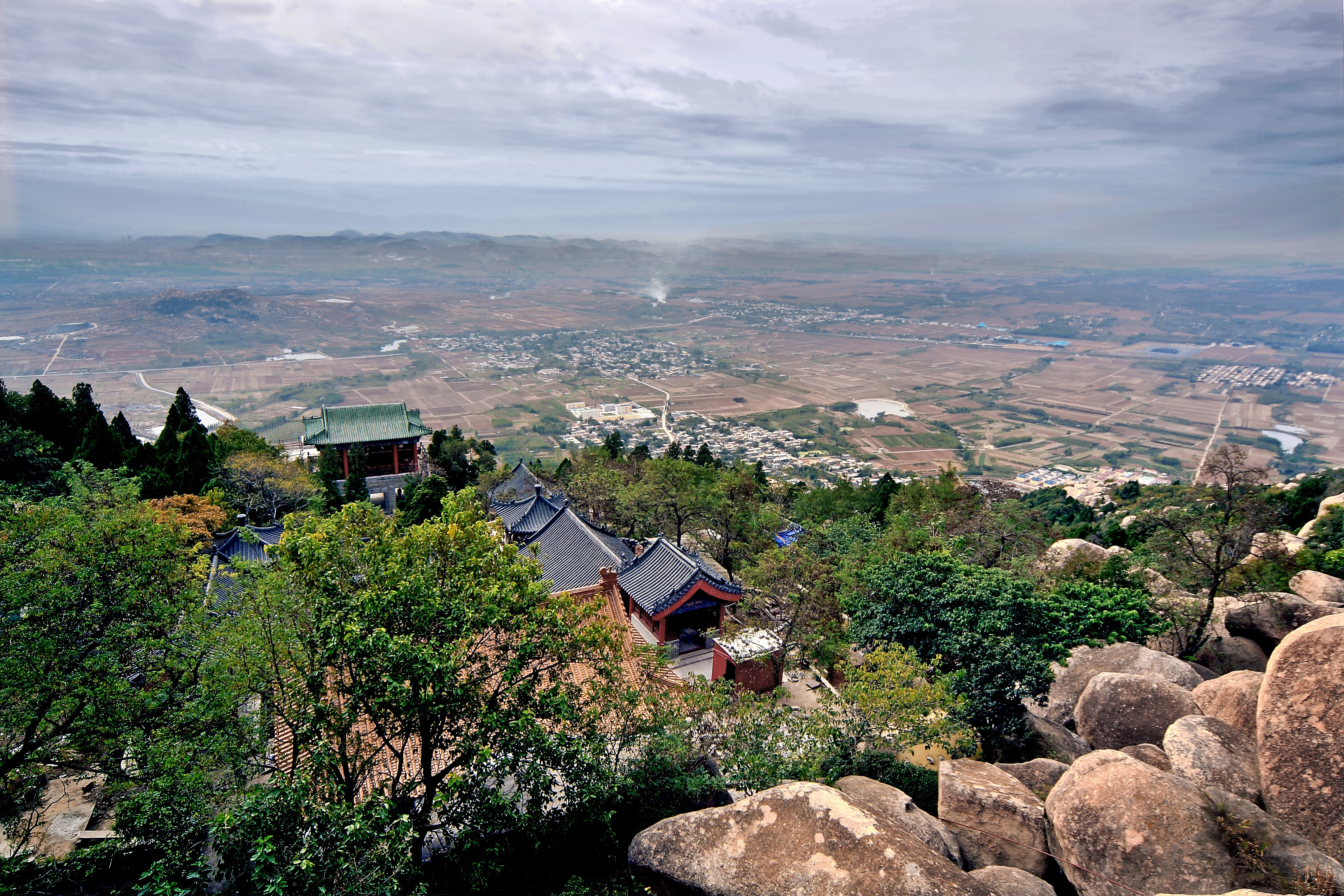 峄山风景区图片