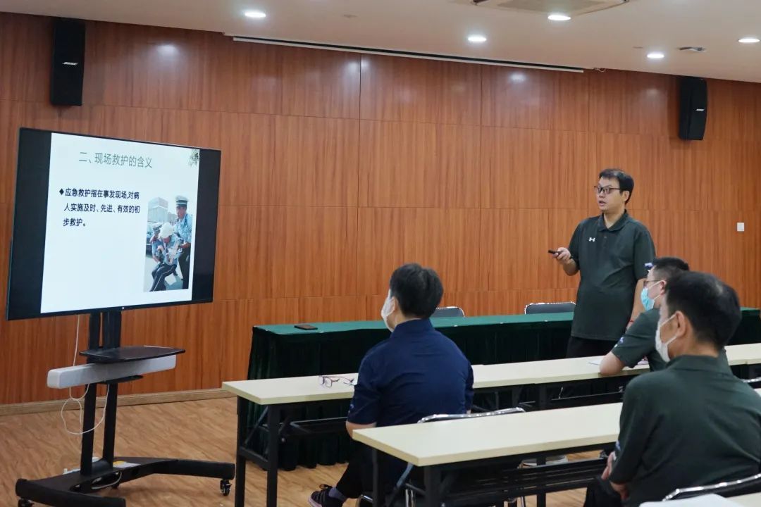 游泳高峰期,高级救生员教你如何躲过这些安全隐患
