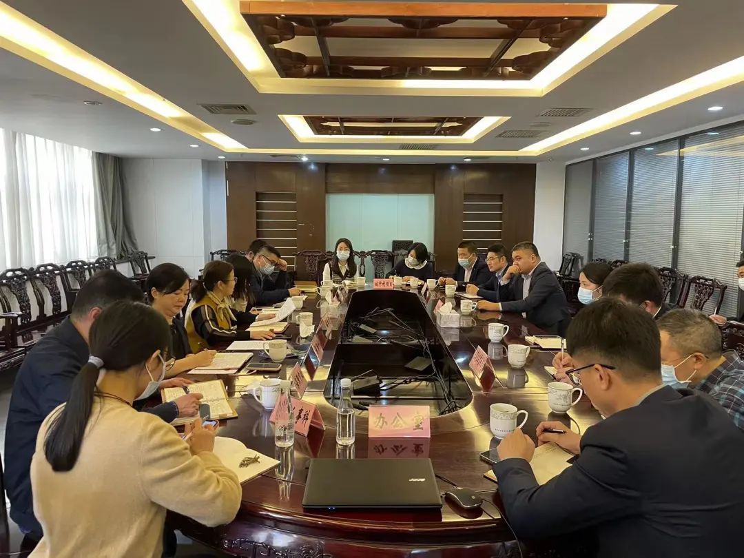 嘉定区房管局召开房管工作座谈会议