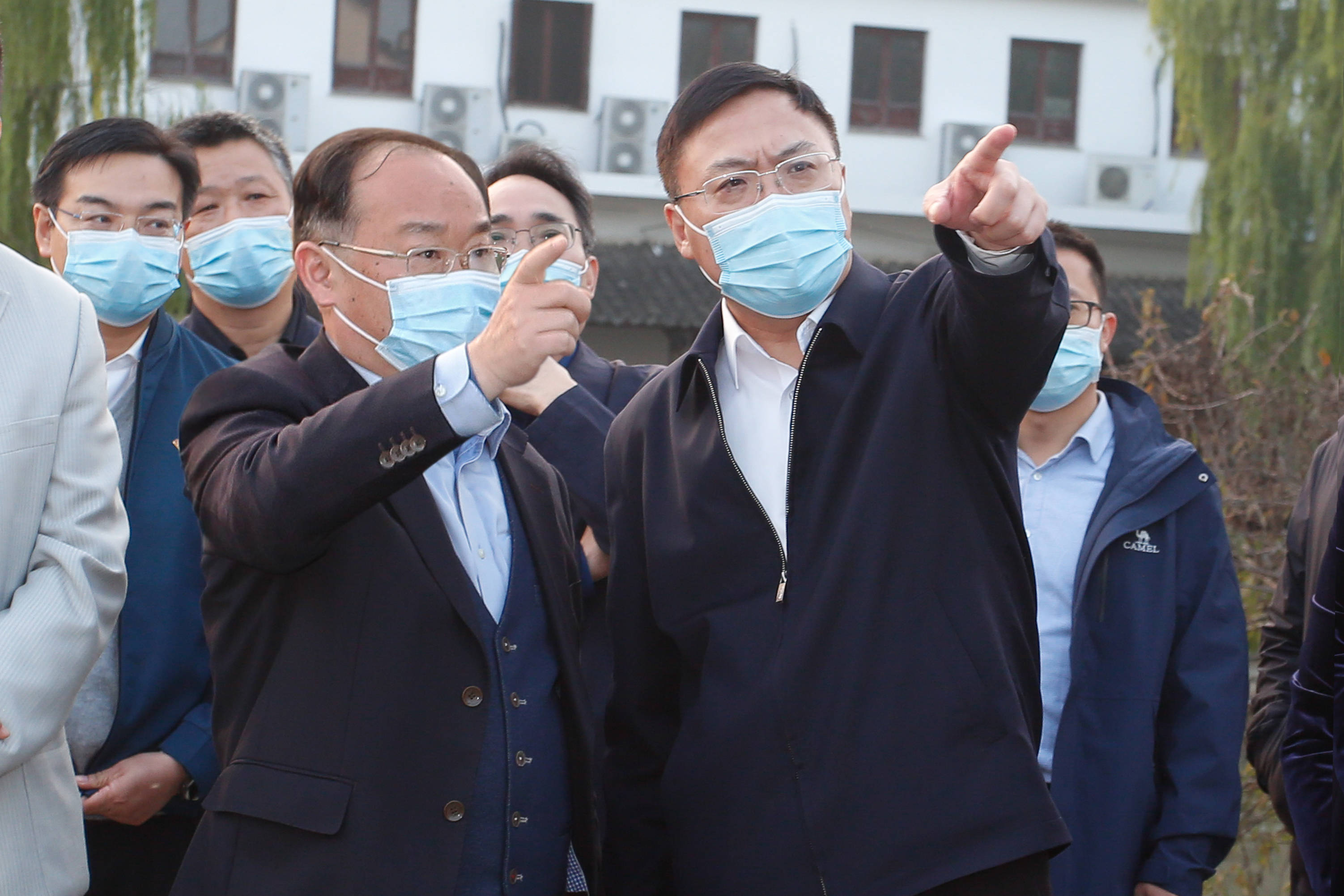 李泽龙：抢抓战略机遇，加快推进乡村振兴示范村建设