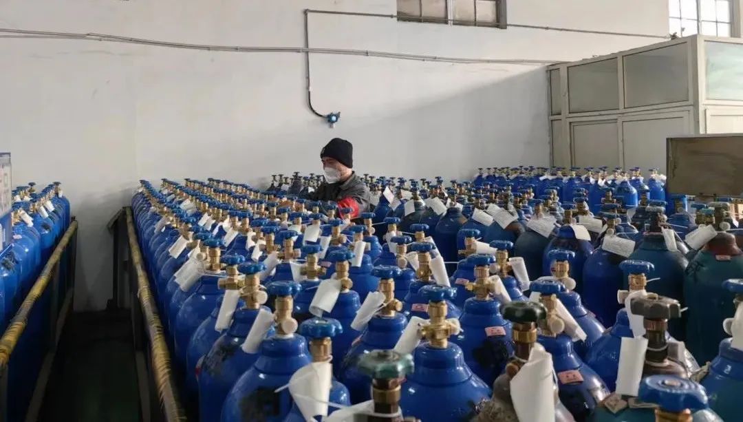 医用氧气怎么生产的保障医用氧供应！嘉定企业24小时生产不停工_https://www.jmylbn.com_新闻资讯_第3张