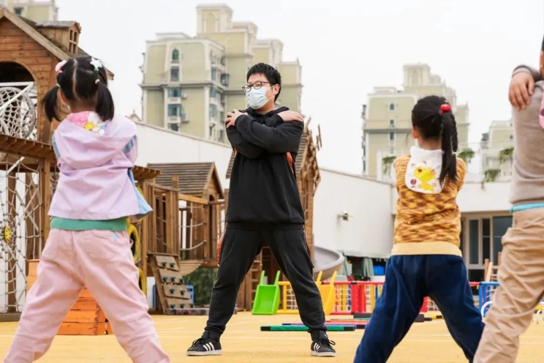 一日为师活动_幼儿园活动设计_家长体验幼儿园岗位