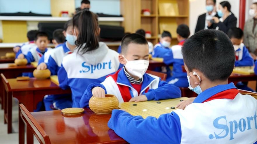 第49号陈毅爱心围棋教室授牌成都市教科院附校_陈毅爱心围棋教室 上海援疆 围棋教育