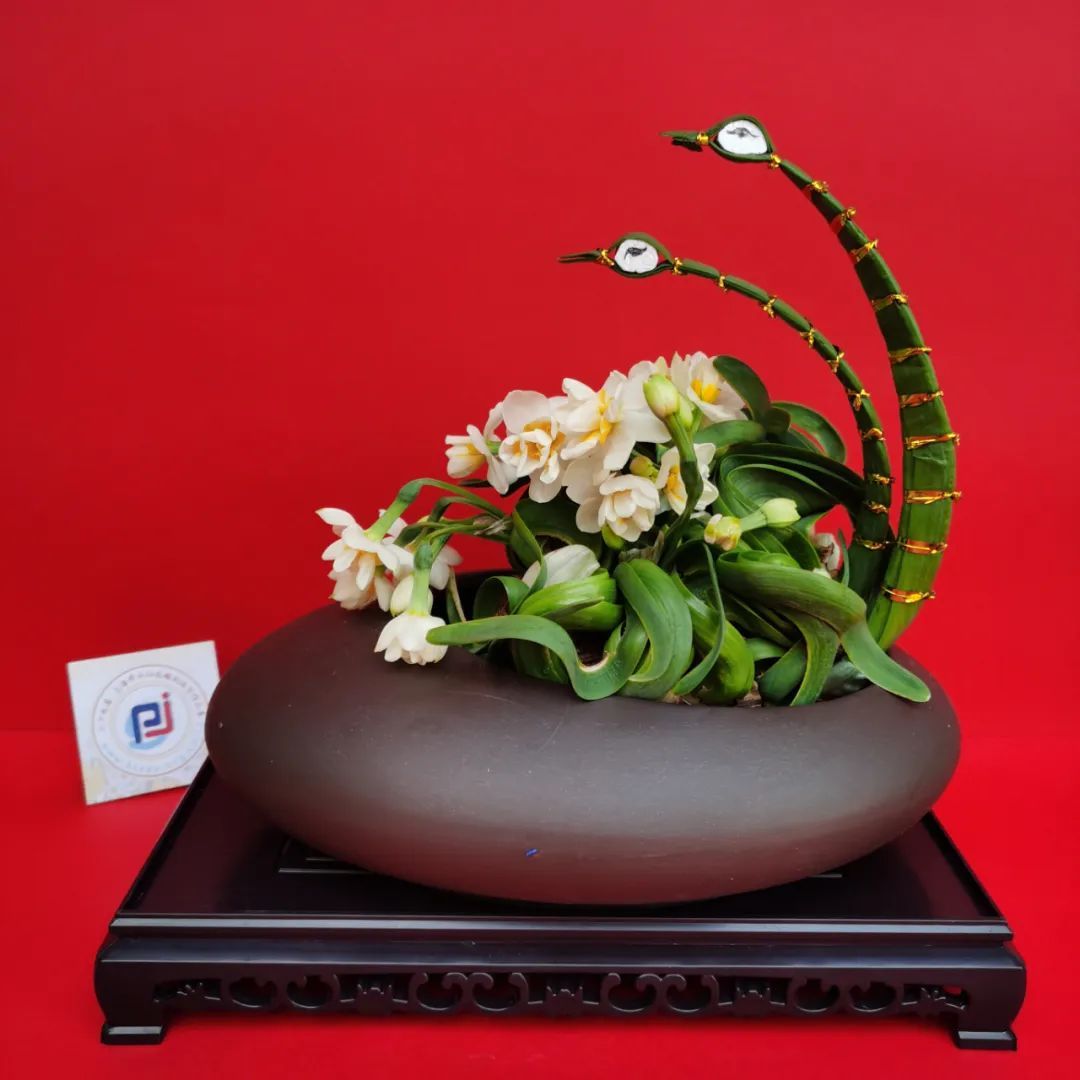 水仙花雕刻作品艺术图片