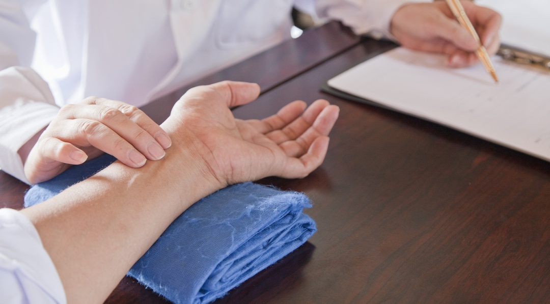 无菌敷贴是什么热！冬病夏治敷贴开启 ，快来“趁热打铁”，中医服务升级啦！_https://www.jmylbn.com_新闻资讯_第1张